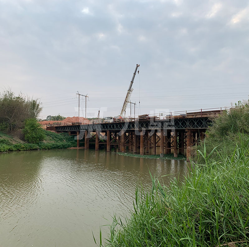 鋼便橋搭建后需進行相應(yīng)的調(diào)整